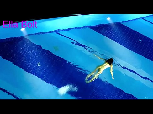 ❤️ Não consigo parar de observar, jovem loira apanhada nadando nua na piscina do resort ELLA BOLT ❤ Porno bonito em pt-br.quizfarmature.ru ️❤
